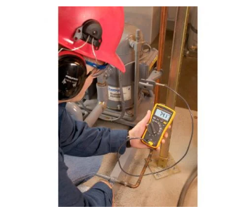 Fluke 116C handheld true RMS digital multimeter