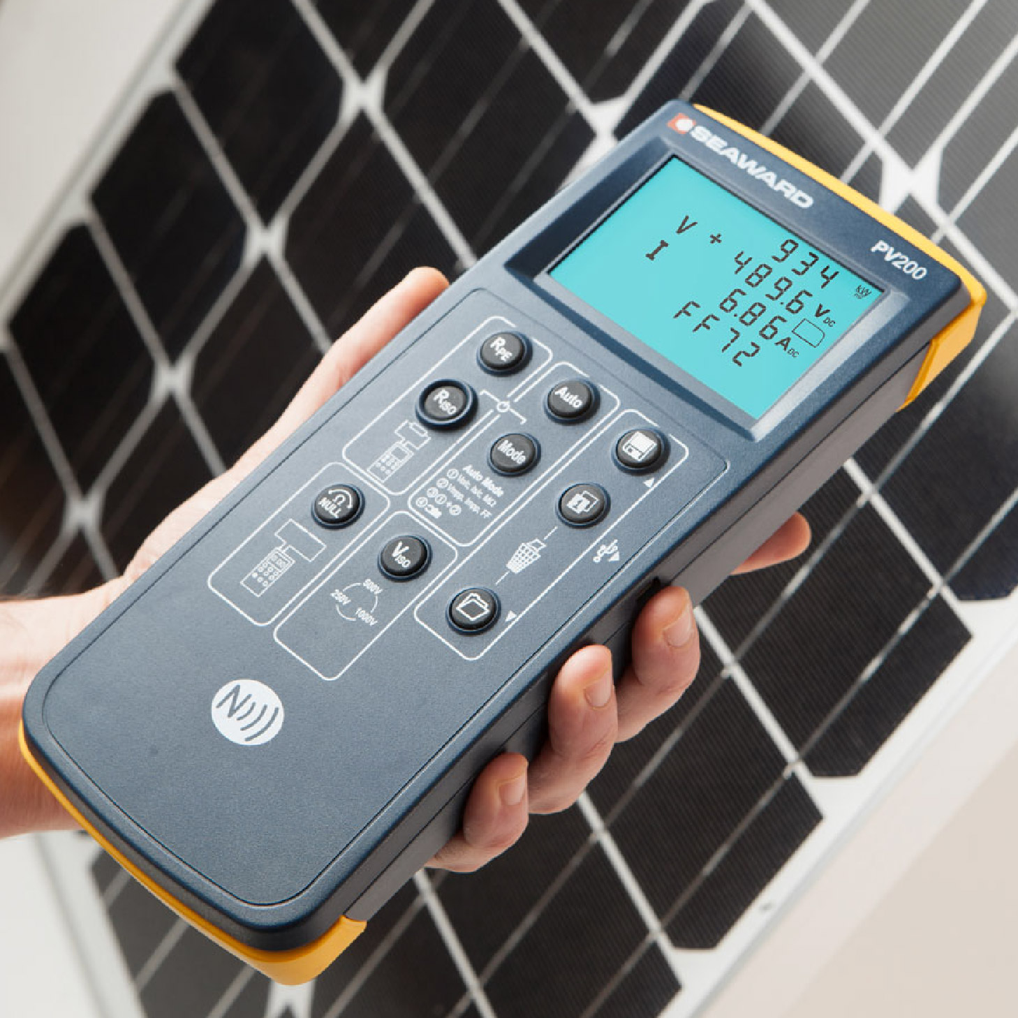 Solar photovoltaic and IV curve tester PV200