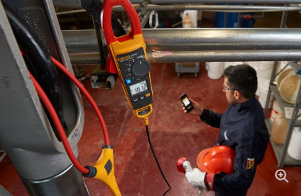 Adopting iFlex ®  Fluke 376 FC True Root Mean Square AC/DC Clamp Meter