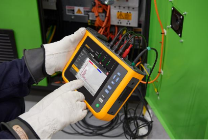 Fluke 1770 series three-phase power quality analyzer
