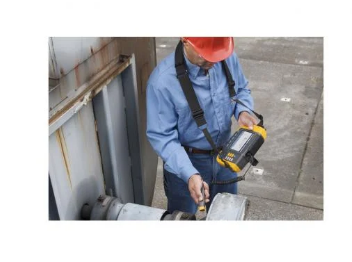 Fluke 810 vibration meter