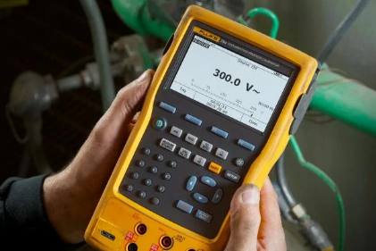 Fluke 754/754 PLUS Multifunctional Process Verifier - Documented Full Function Process Verifier - HART