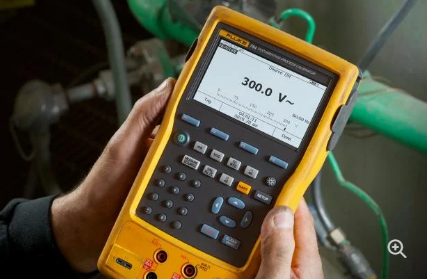 Fluke 753EL multifunctional calibrator/process signal calibrator
