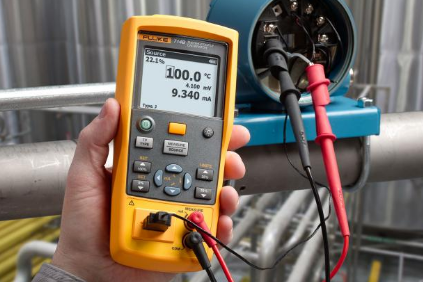Fluke 714C Thermocouple Calibrator